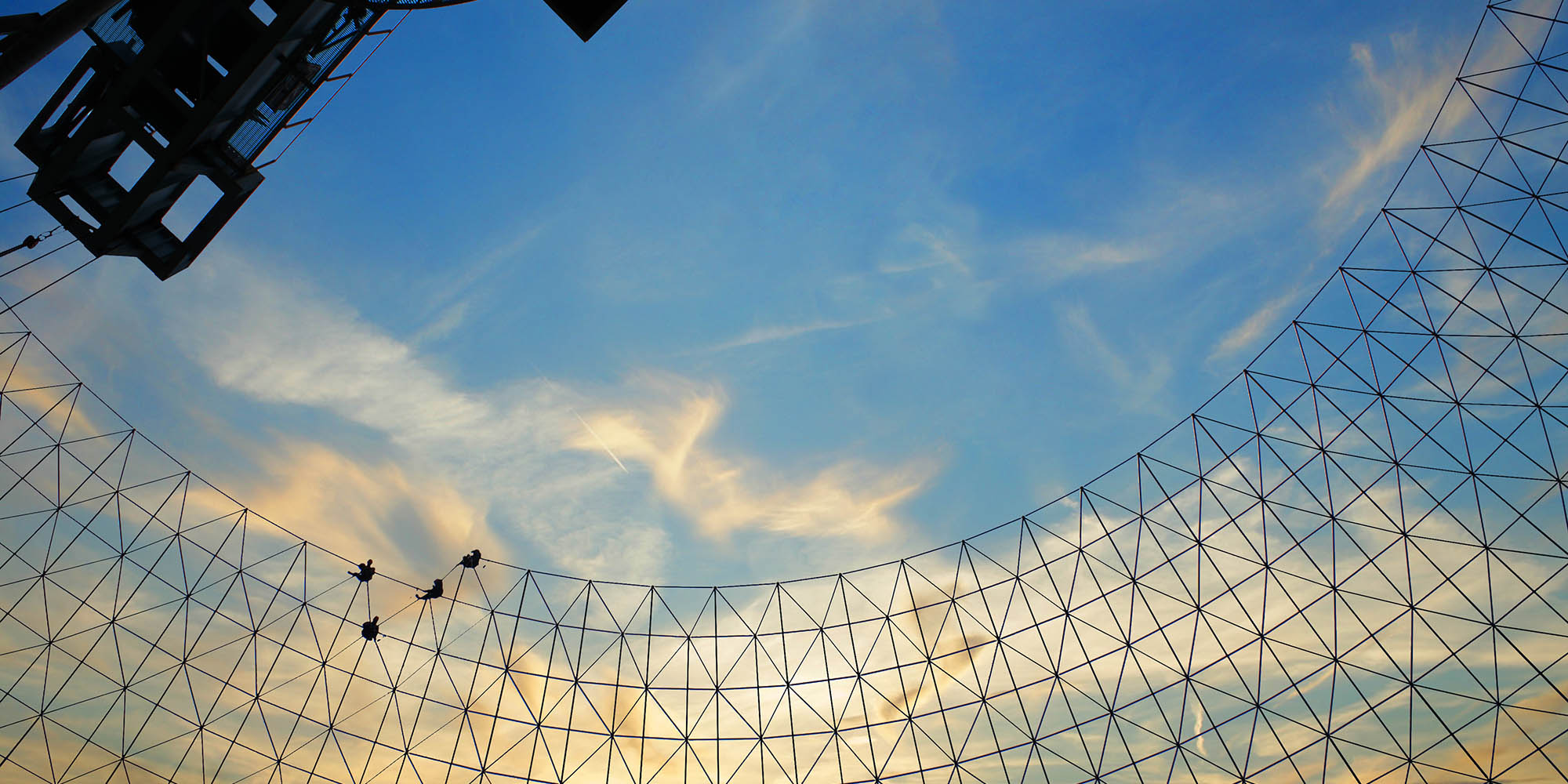 海伦网架加工 , 打磨网架配件每一道工艺